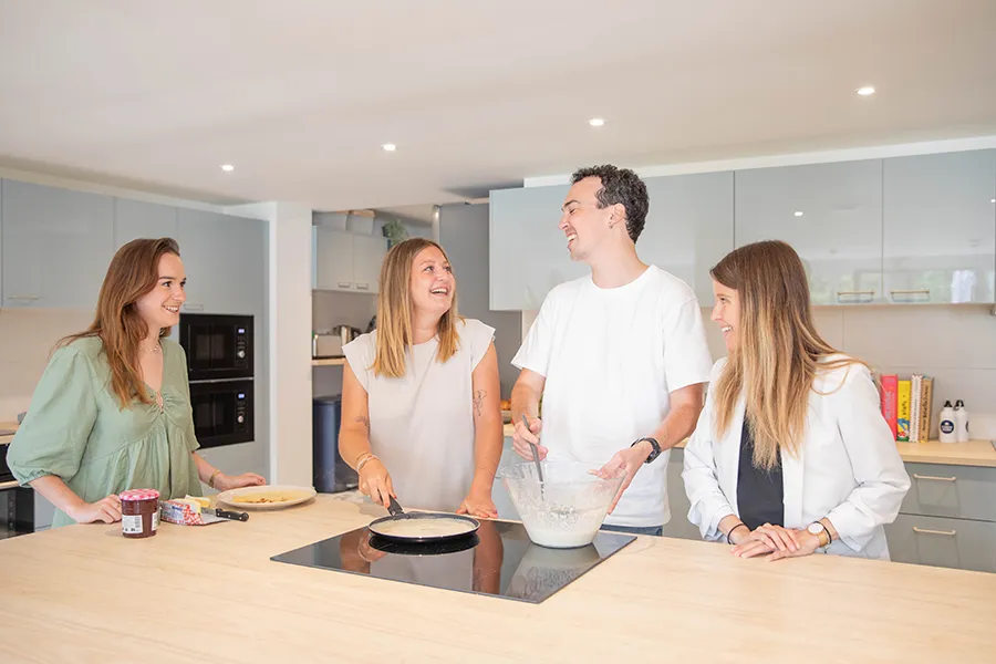 Quelle est la différence entre le coliving et la colocation ?