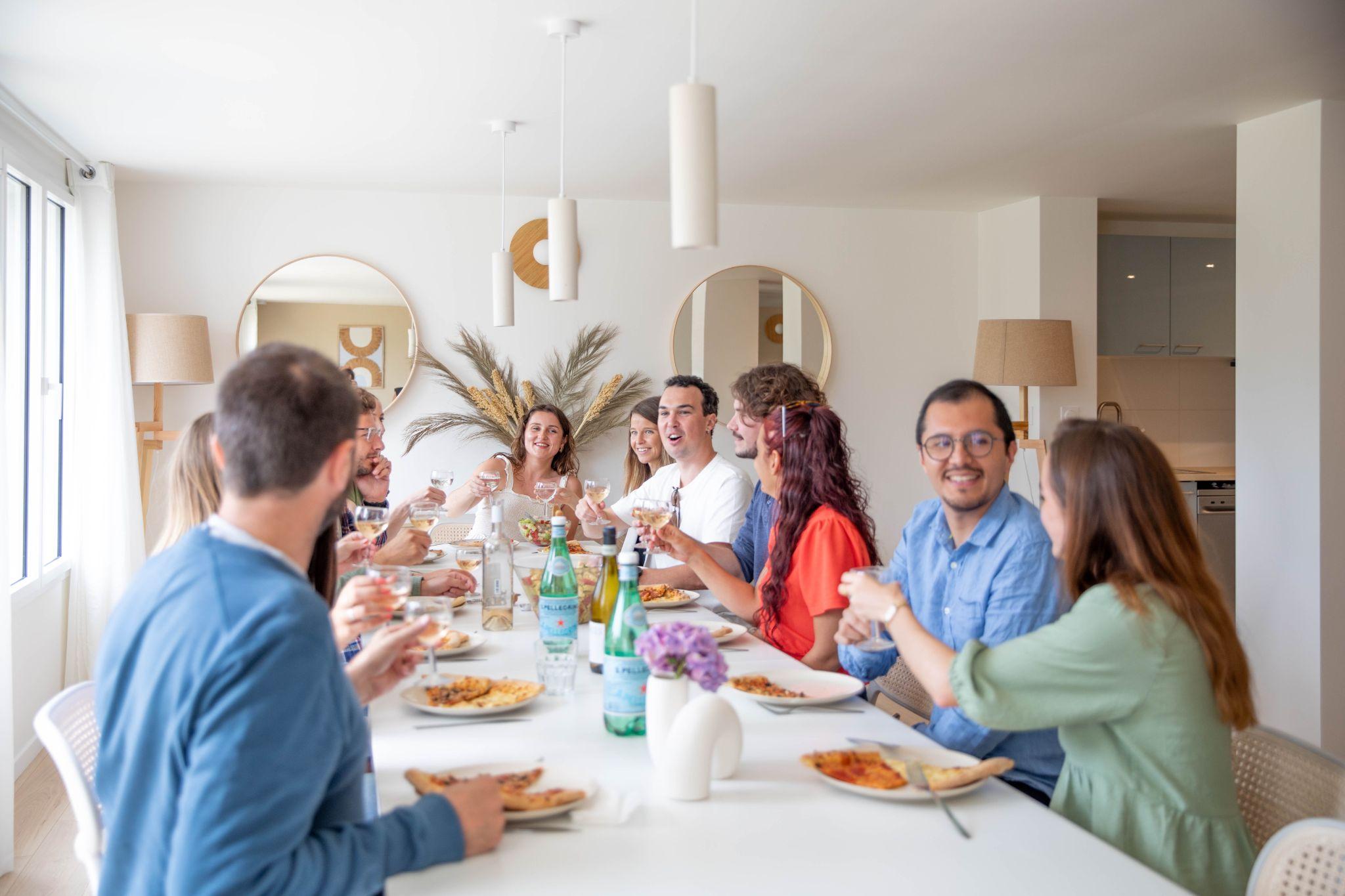 Comment rencontrer des gens : le guide complet pour tisser de vraies amitiés